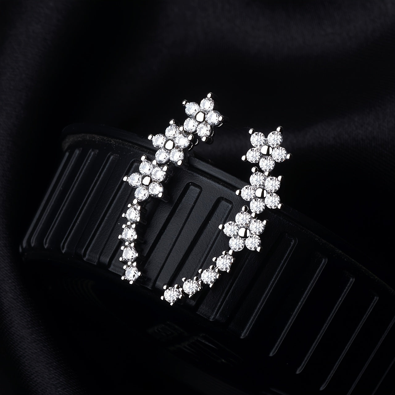 Paula | PENDIENTES FLORALES ATEMPORALES