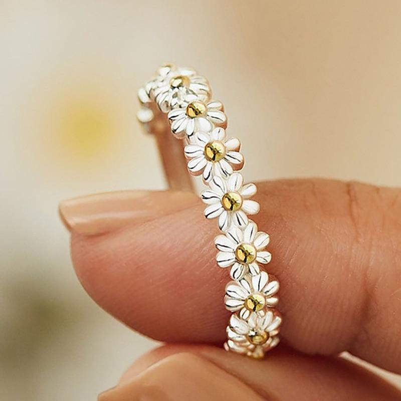 Lourdes | ANILLO AJUSTABLE DE PLATA CON MARGARITA