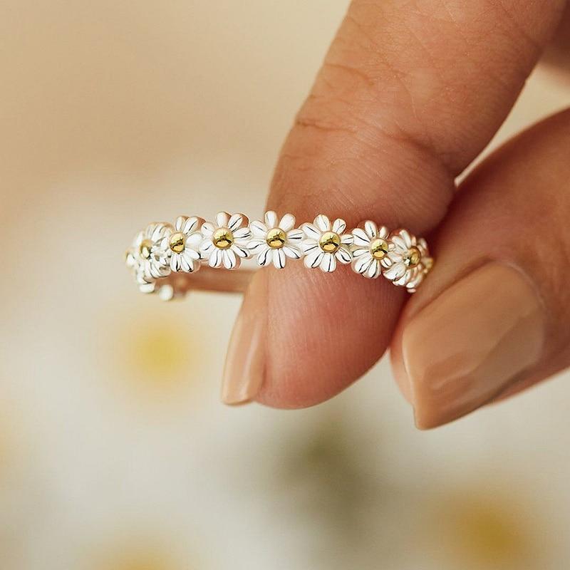 Lourdes | ANILLO AJUSTABLE DE PLATA CON MARGARITA