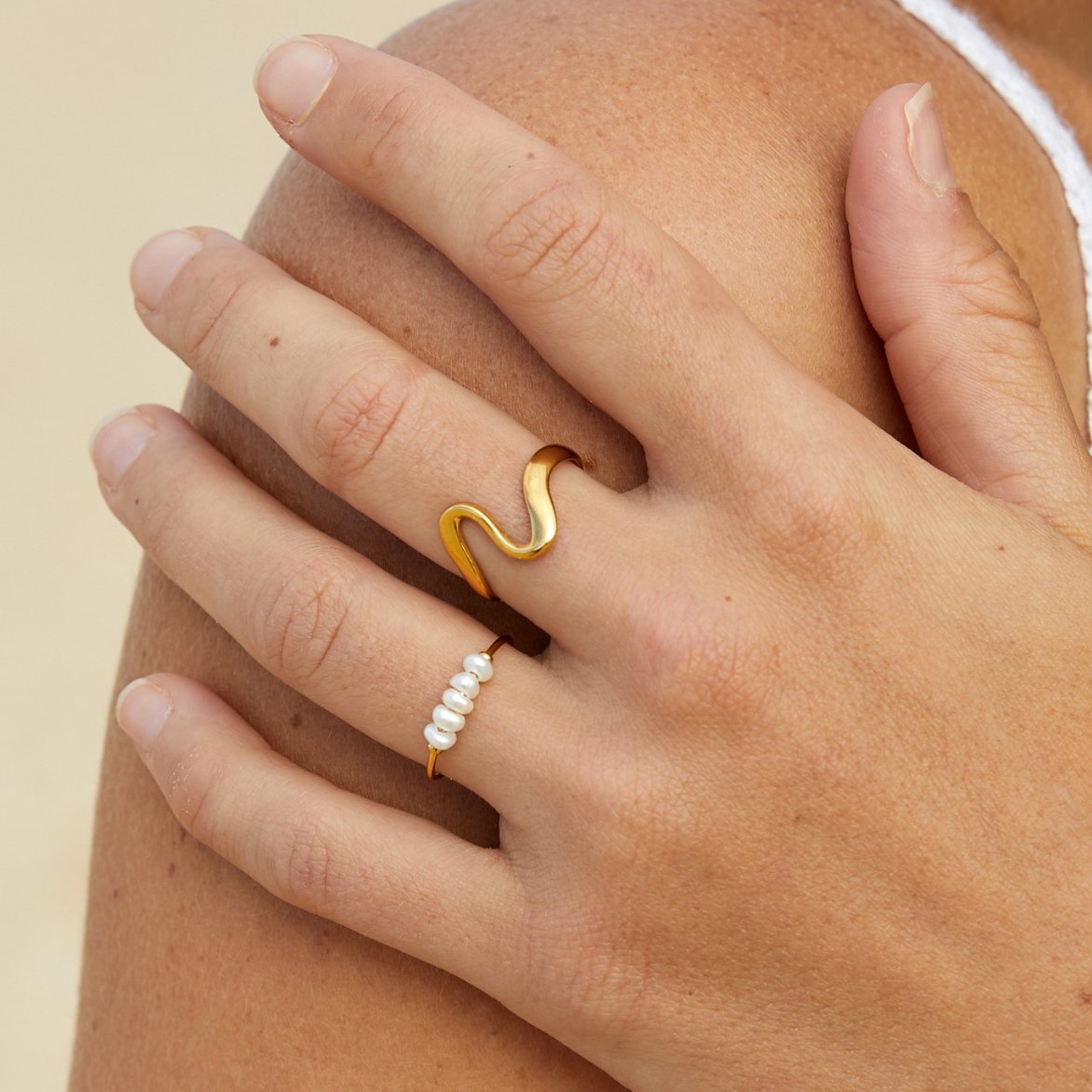 Lidia | ANILLO ONDA DORADA